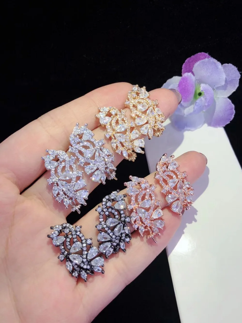 

Y131 1 Pair Golden plated Paved CZ Necklace Pendant Earrings Clasp Cubic Zirconia Jewelry Connector DIY Fine Jewellery Making