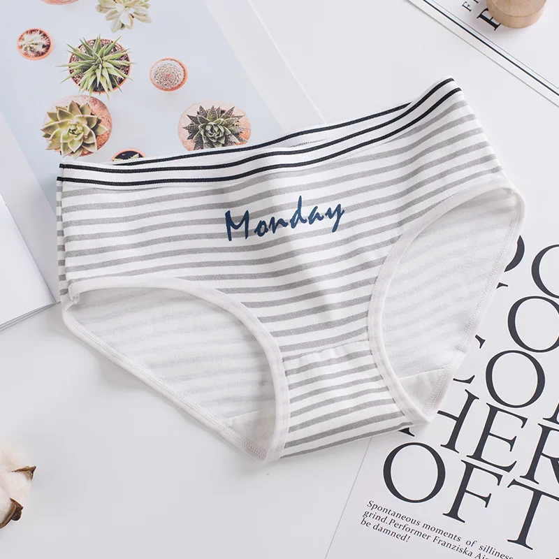 Sexy Underwear Women Week Print Cotton Panties Female Seamless Briefs Breathable Underwear Ladies Striped Panties Lingerie Femme