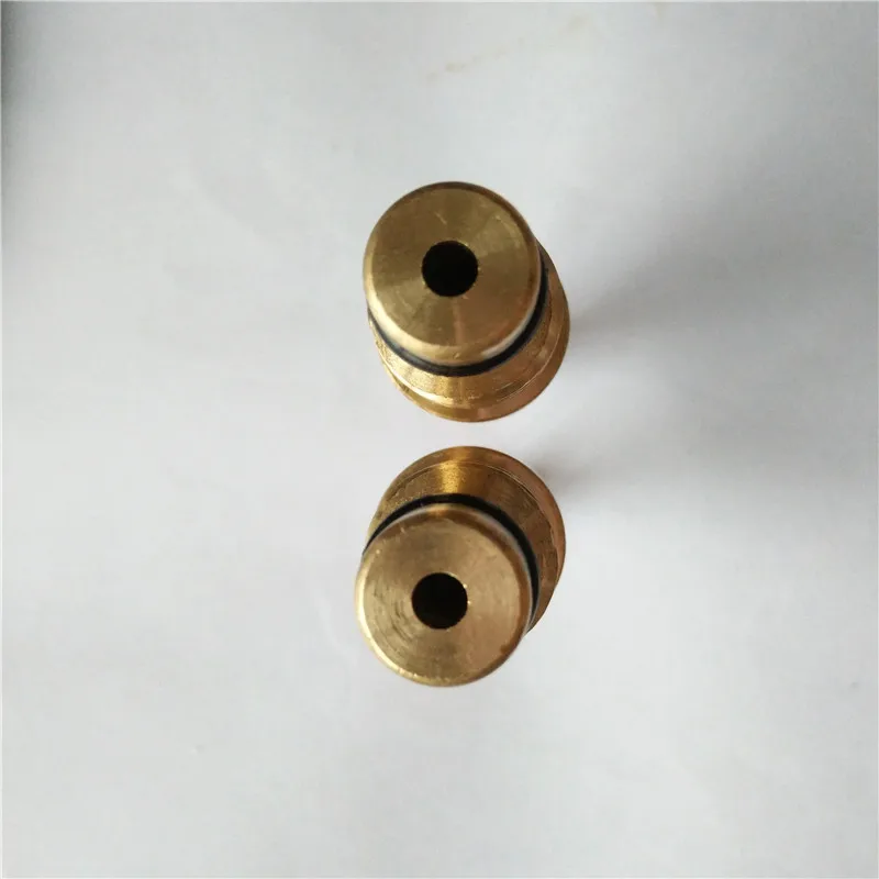 306 (12)