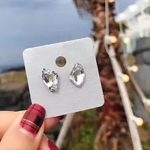 Корейские серьги-гвоздики для женщин и девушек, модные ювелирные изделия, маленькие серьги с нестандартными кристаллами, простые подарки на день рождения, подходят ко всему