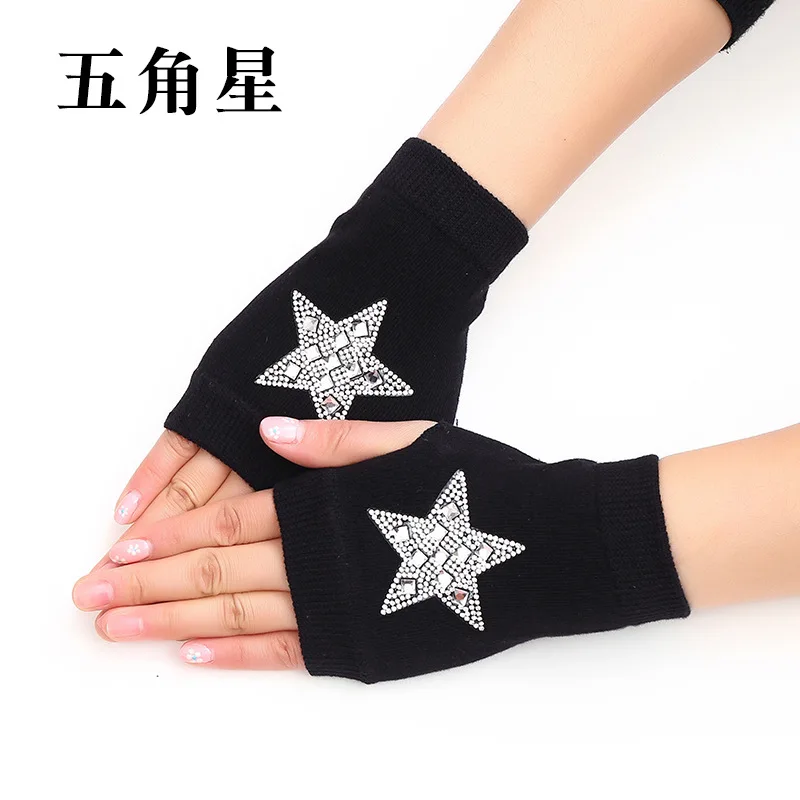 Lovely Cartoon Animals Pattern Skull Winter Rivet Gloves Women Warm Knitted Diamonds Sequins Cool Fingerless Dancing Gloves G101 