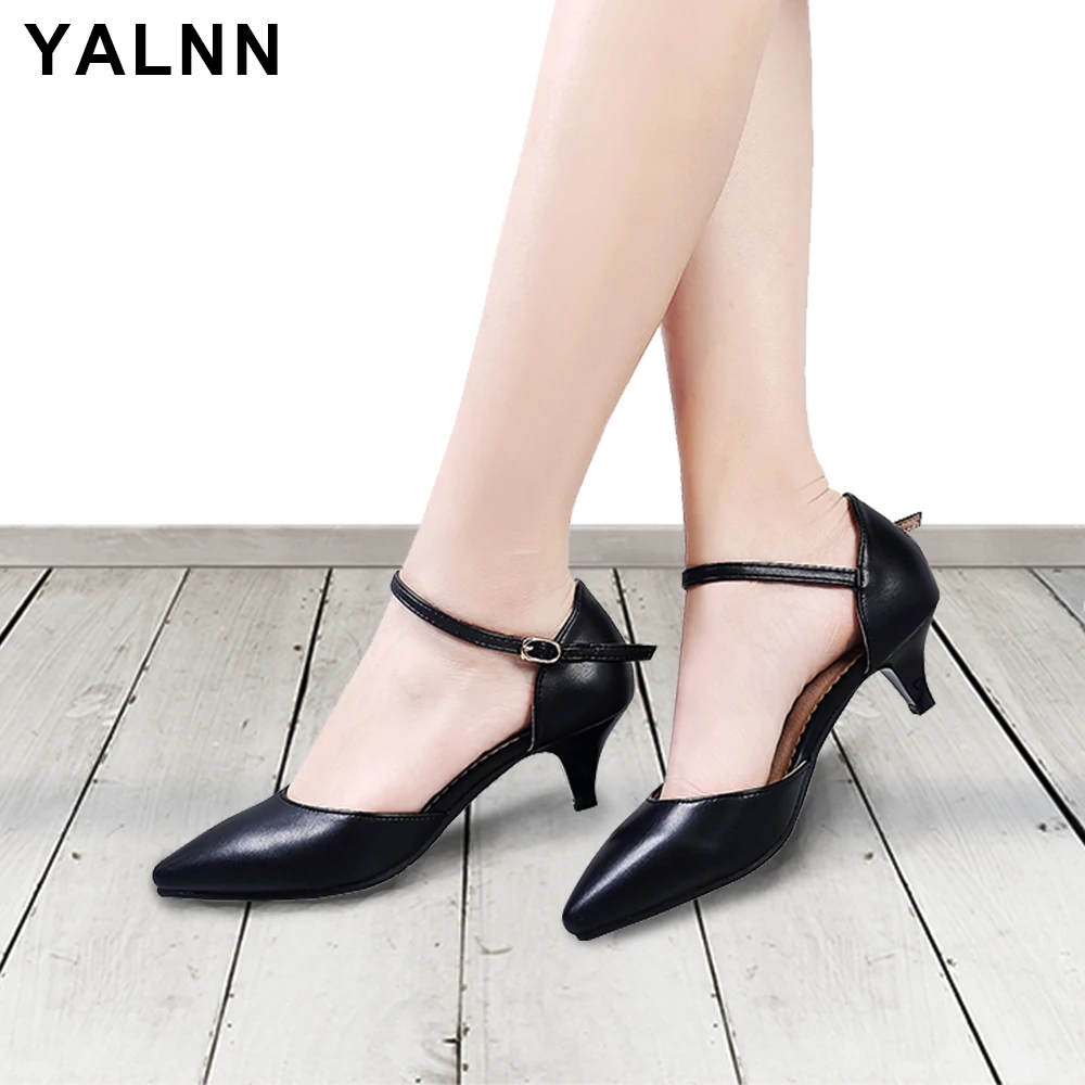 

YALNN Fashion Women Buckle Sandals Med Heels Summer Heels Leather White and Black Women Heels Summer Pointed Toe Sandals