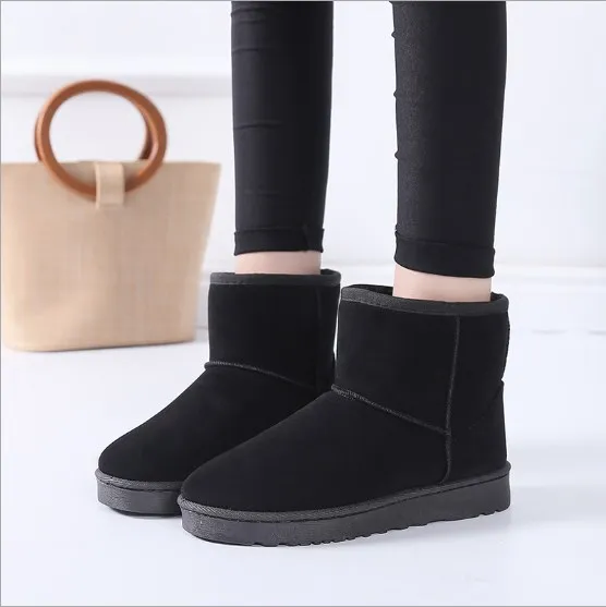 Зимние сапоги г. Женские зимние ботильоны корейская мода размера плюс, Нескользящие ботинки на плоской подошве, сохраняющие тепло женская обувь Botas mujer - Цвет: black