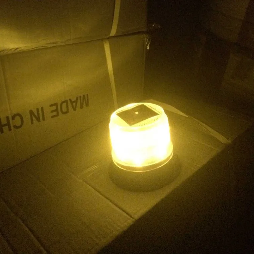 estroboscópica teto com forte tráfego magnético e luz de farol de estrada