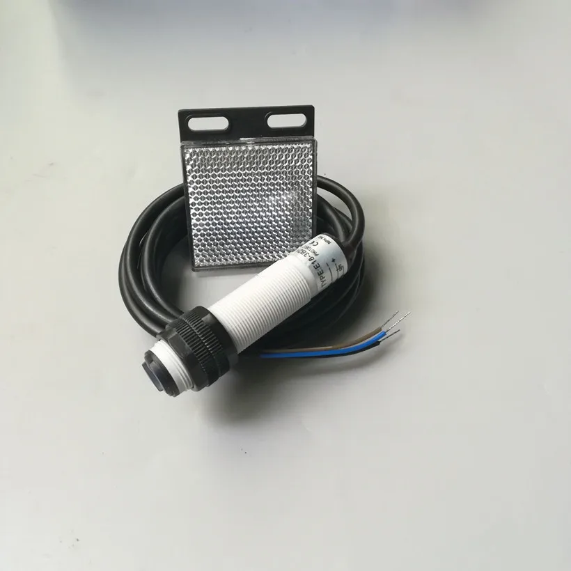 PNP отражающий Тип фотоэлектрический датчик отражатель M18 NO/NC/NO + NC 2m обнаружение