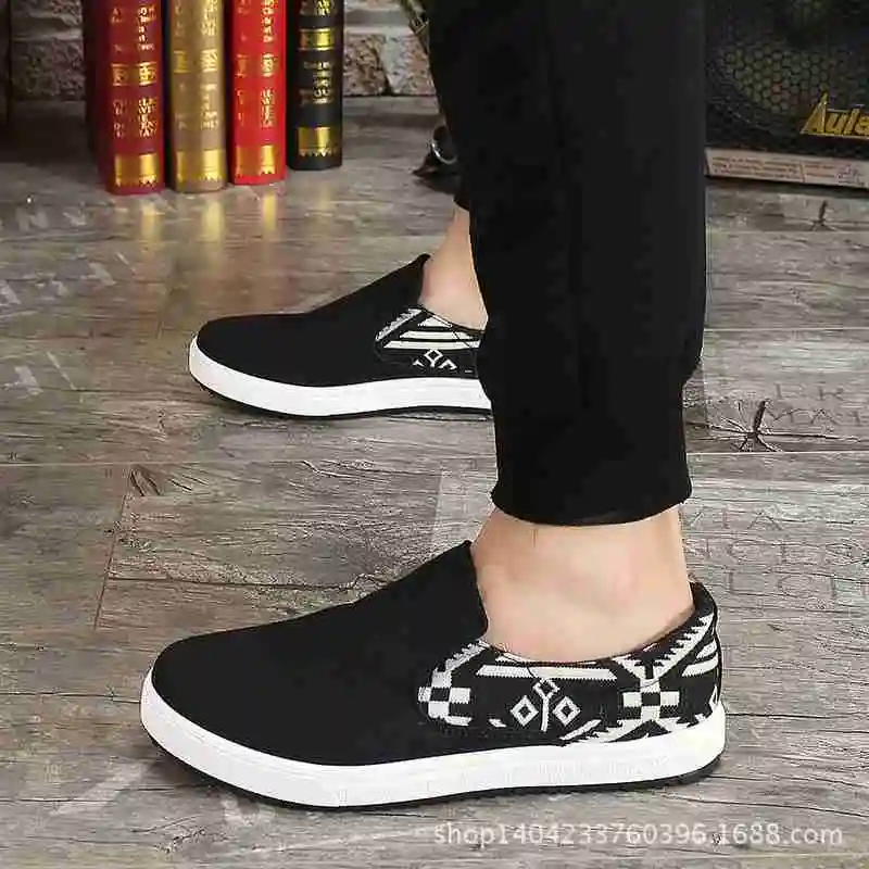 marche di scarpe da ginnastica famose