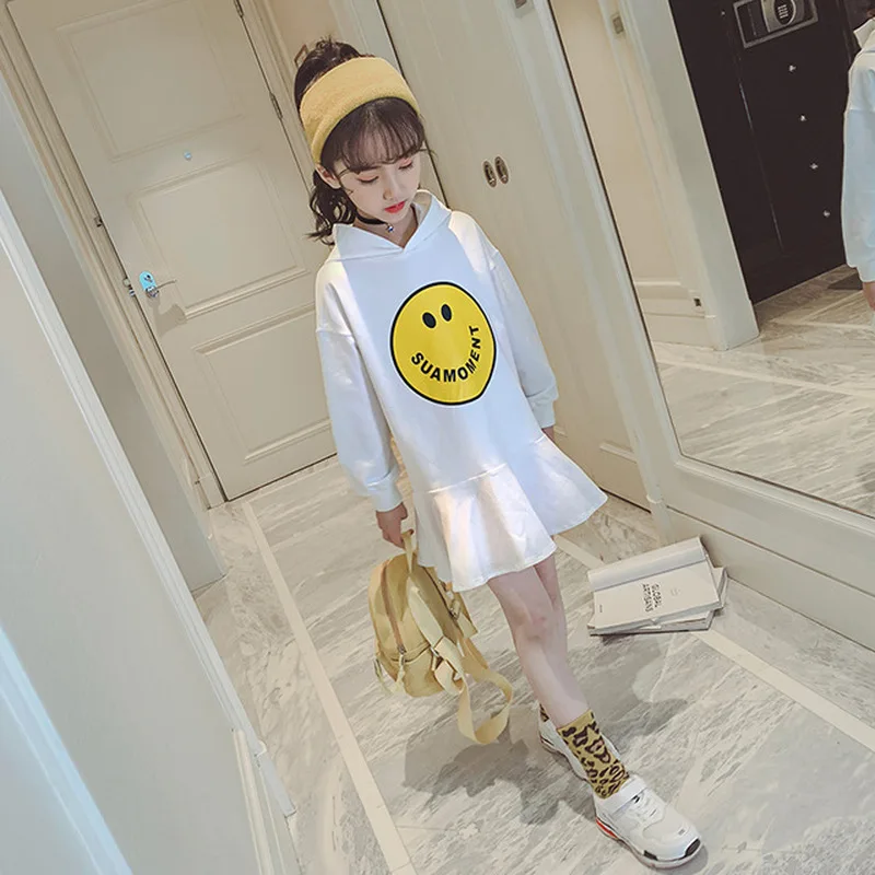 

2019 new brand summer girl dress smiley print girl costume hooded princess dress cotton children's wear princess costume