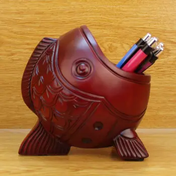 

Mediterranean Model Resin Pen Container Red Wood Grain Fish Figurines Student Stationery Gift Creative Craft Wine Rack