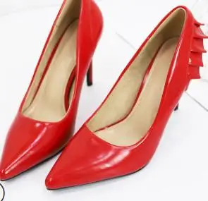 

2018 new temperament ruffled high heels fashion professional pointed high heels