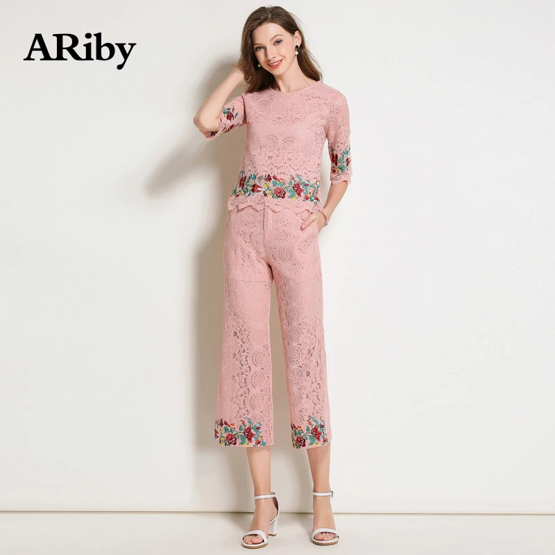 

Two Piece Set Women 2019 Summer New Fashion Sweet Flowers Embroidery Lace O-Neck Mid-sleeved Top + Wide-legged Pants Pink Outfit