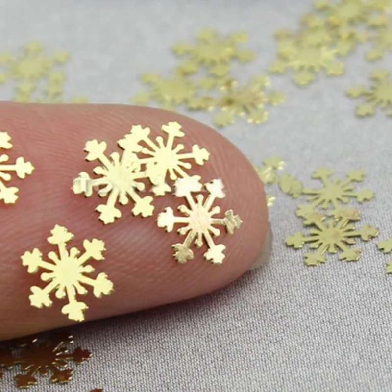 

100pcs Fashion Charms Snowflake Shape Nail Art Decorations 3D Silver Alloy Design