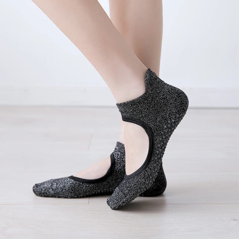 2020 Professional Anti Slip Yoga Socks Women Sports Breathable Pilates Socks Cotton Ballet Heel Protector Dance Socks Slippers