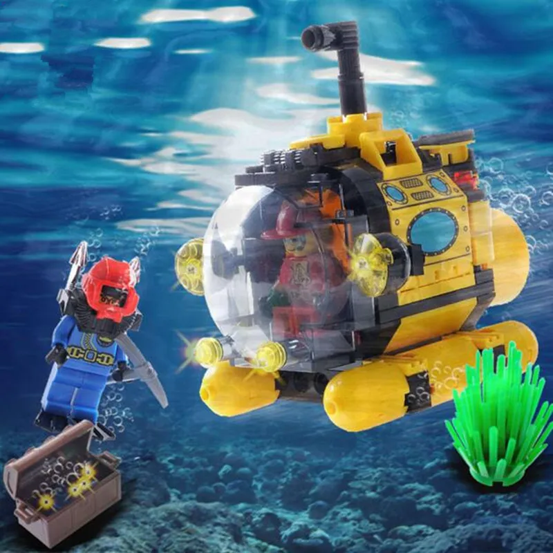 

122pcs Pirate Series Undersea Exploration Submarine Model Building Bricks Kit Assembled Blocks Toys for Kids Boy's Birthday Gift