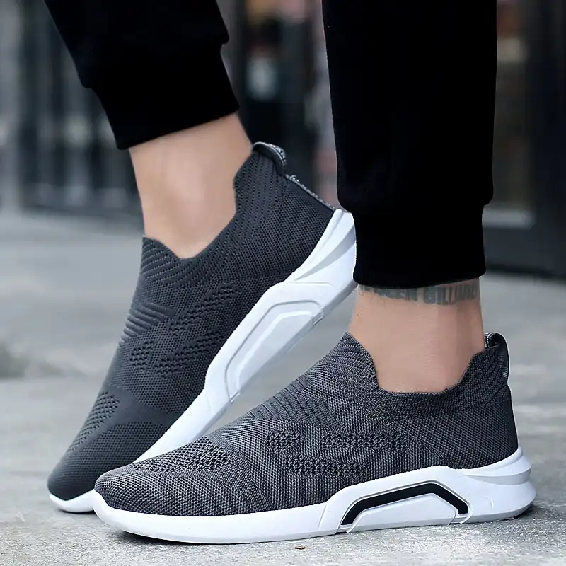 easy casual sneakers