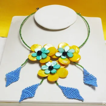 

FH-745## so gorgeous!!! Shell flowers necklace