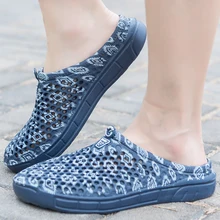 Мужская водонепроницаемая обувь; нескользящие пляжные сандалии; Легкие мужские сабо; камуфляжная садовая обувь; большие размеры; тапочки; уличная Акваобувь