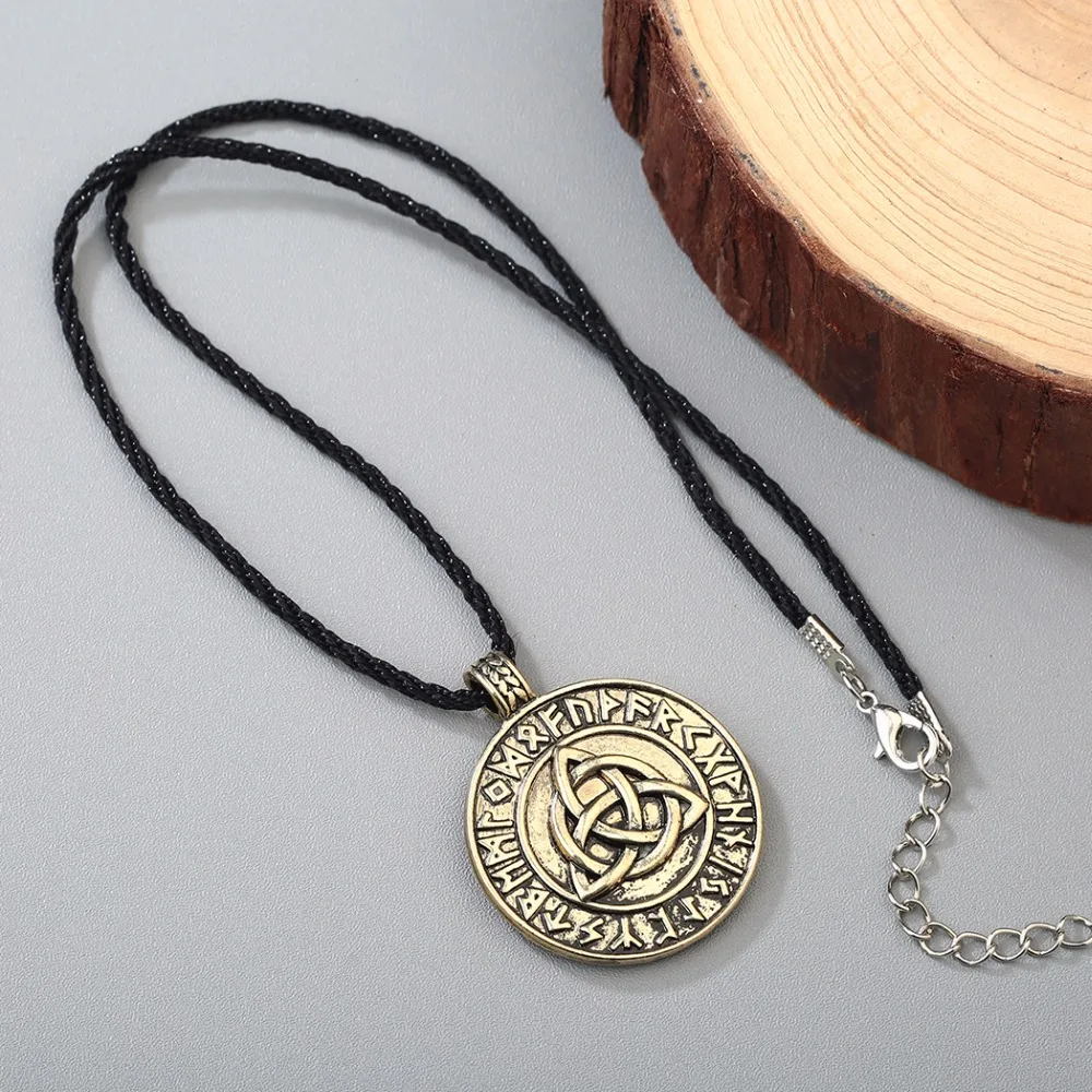 CHENGXUN подростковый подарок на день рождения для мальчиков крутое панк ожерелье Любовь Кельтский Узел Бесконечность Кулон Античное золото для мужчин амулет викинга