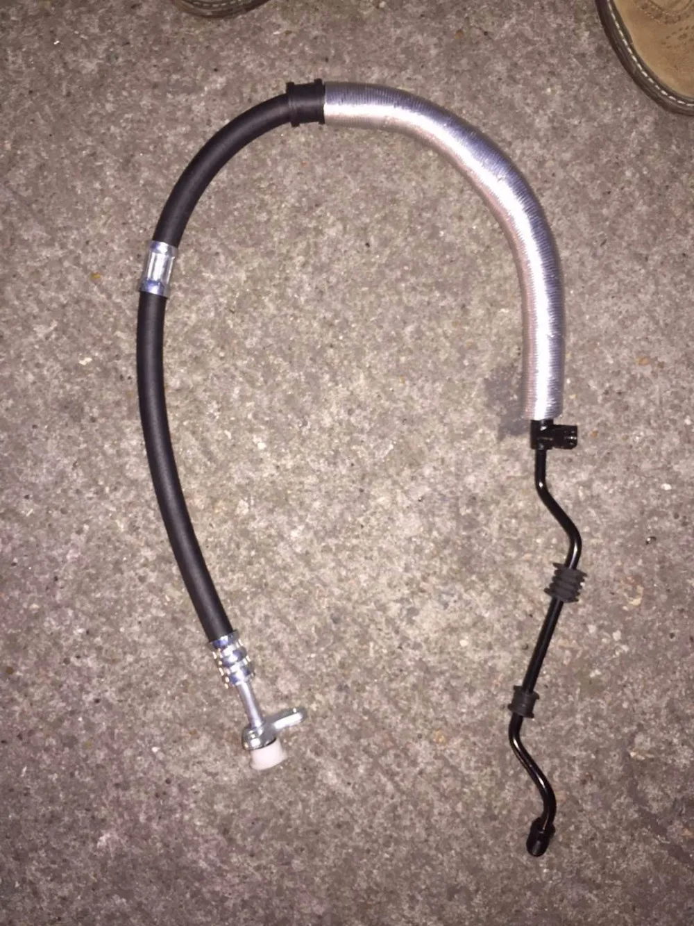 Power Steering Feed Pressure Hose Steering Gear high pressure oil pipe