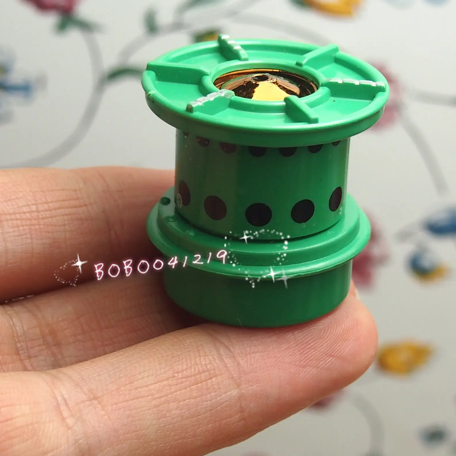 

Dollhouse Miniature Toy Kitchen Plastic Vintage Green Stove Height 2.7cm SPO051