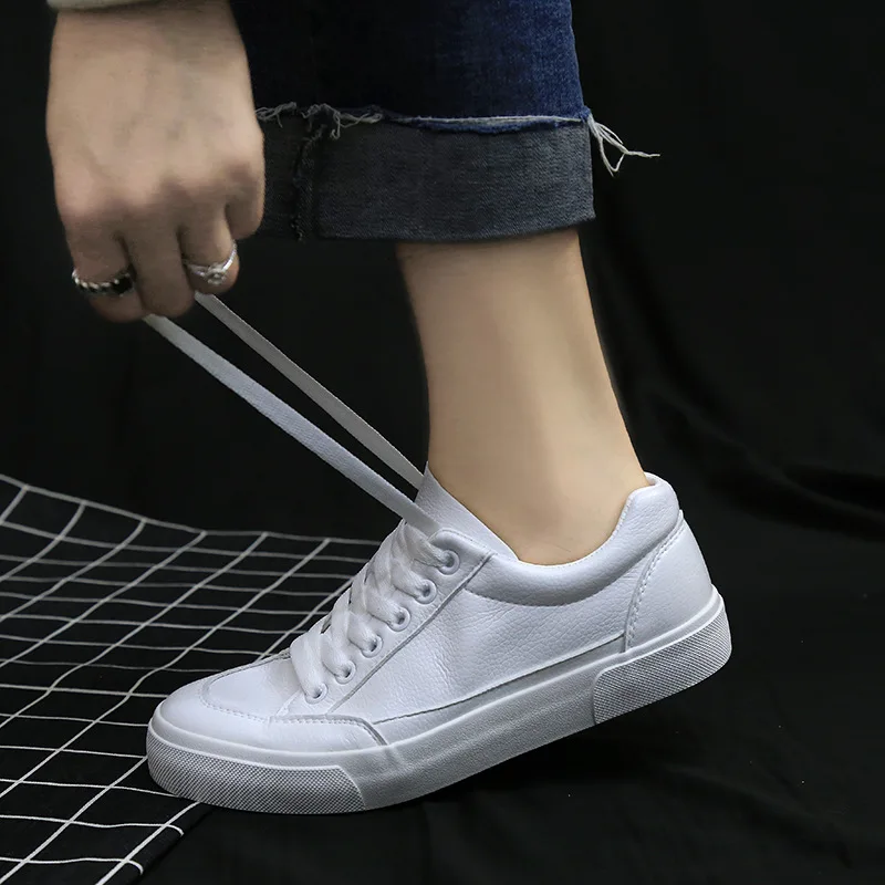 Women Skateboarding Shoes Sport Light Weight White Sneakers Outdoor Athletic Breathable Lace Up High Quality Shoes Woman