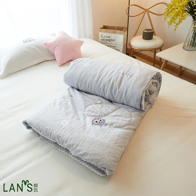 2017 Designer Chic Summer Quilts Washable Cotton Duvets Thin Super 2017 Designer Chic Summer Quilts Washable Cotton Duvets Thin Super Soft Lace Edge Blankets Comforters Twin