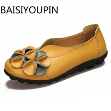 Женские туфли на плоской подошве ручной работы с цветочным узором; однотонные удобные лоферы с круглым носком; повседневная обувь для вождения из натуральной кожи; большие размеры 43-44