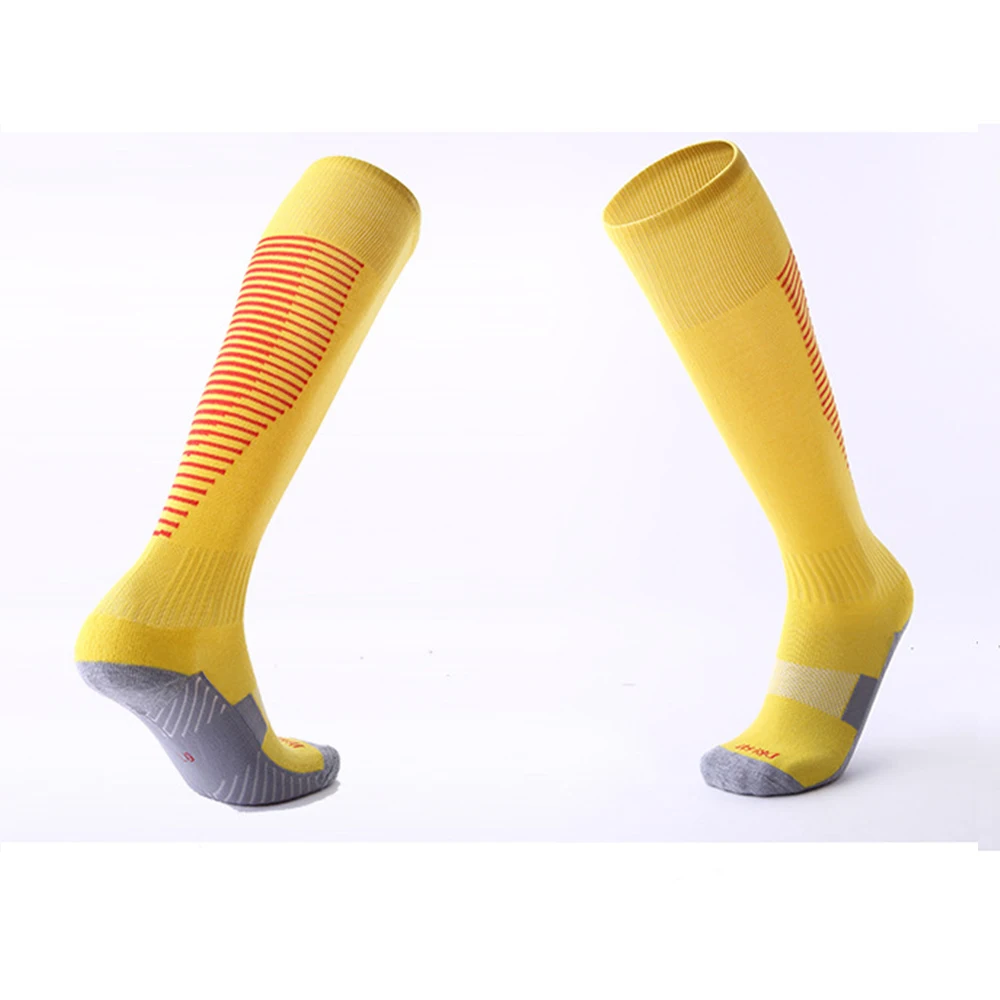 Новые футбольные носки детские футбольные носки Спортивная одежда выше колена Футбол Хоккей регби бег чулок длинные спортивные носки мужские - Цвет: yellow mix red