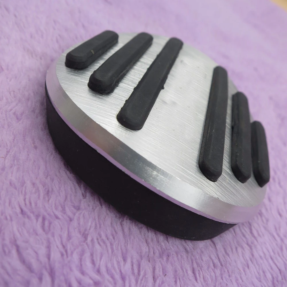 Aluminum Car Accessories Gas Brake Accelerator Foot Rest Pedal Pad Styling Sticker Cover For Benz Smart Fortwo Elf 2009-2014 Car Accessories Car Pedals Pedal Cover