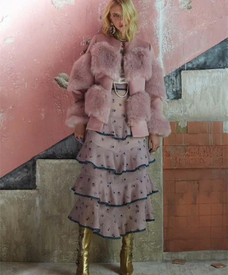 Pink WOmen's Faux Fur Coat 2018 Runway Fake Fur patchwork Wool Coat Short Winter Jacket Women outwear manteau fourrure femme Pink WOmen's Faux Fur Coat 2018 Runway Fake Fur patchwork Wool Coat Short Winter Jacket Women outwear manteau fourrure femme