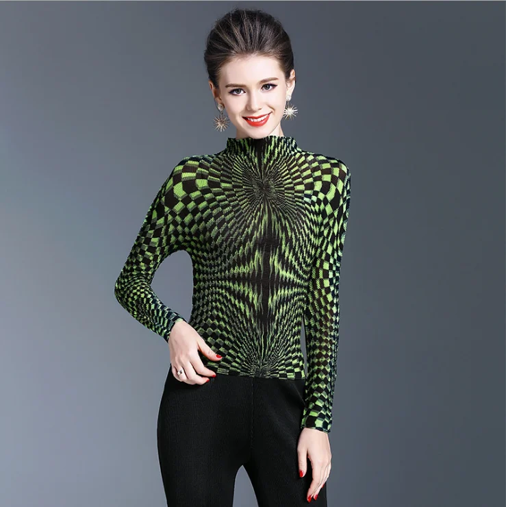 Changpleat Для женщин топы Футболка miyak плиссированные модные Дизайн Printed Turtleneck большие размеры Тонкий стрейч тонкий Футболки для Для женщин