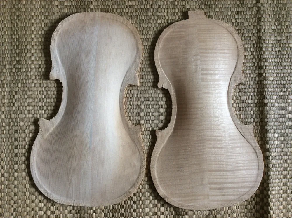 

4/4 Violin nice flamed maple back and old spruce top half finished