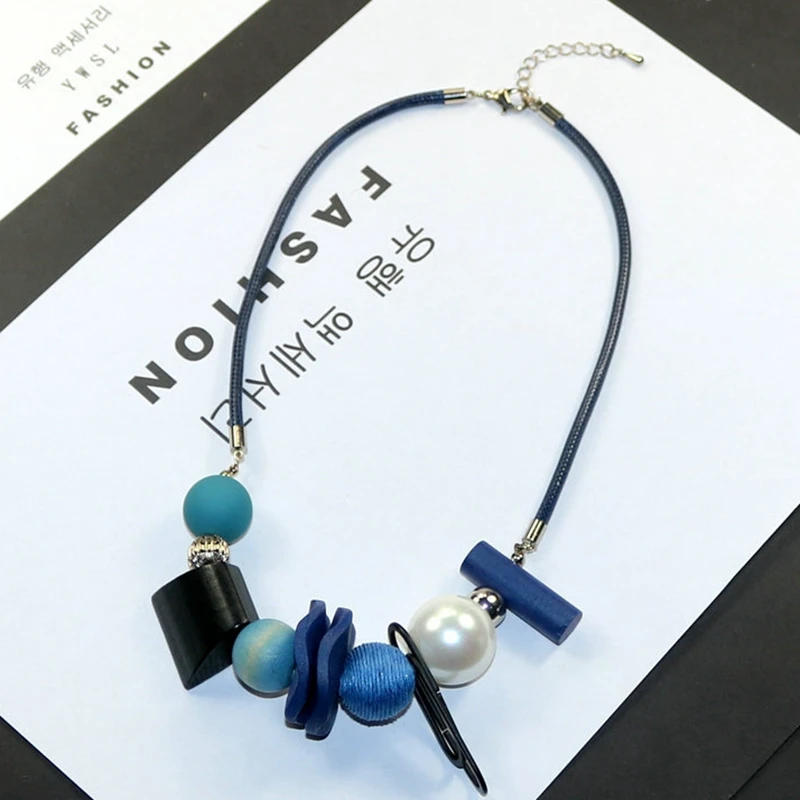 

New style of autumn and winter fashionable temperament geometric woolen sweater chain line ball imitation pearl short necklace
