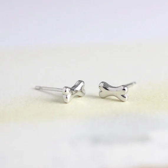 Серьги гвоздики в виде маленькой собаки костяные 1 пара|dog bone earrings|fashion stud earringsstud