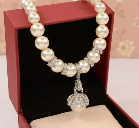 WHOLESALE 32 WHOLESALE 21
