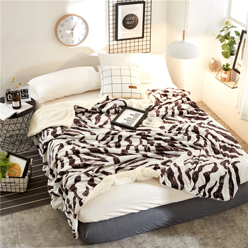 

Trendy Black And White Stripes Pattern Bedding 1Pcs Thickening Lambs Knitting Knee Blanket Double Thread Blanket Warm In Winter