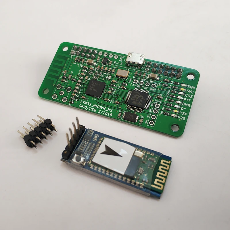 

UHF+VHF MMDVM hotspot + BlueDV Support P25 DMR YSF NXDN with USB interface Built-in antenna for Digital Ham Radio