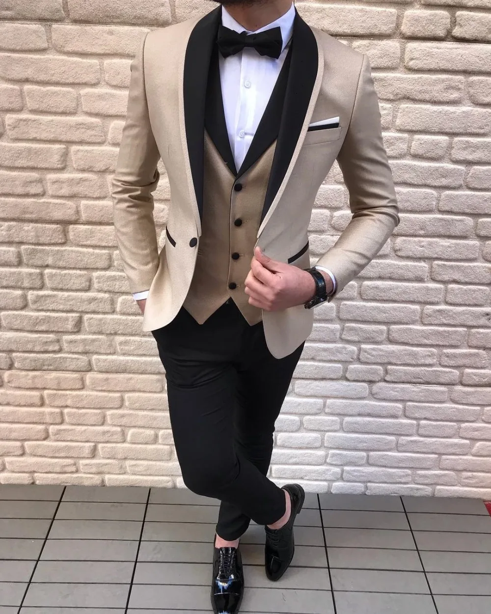 Men Suits 3 Pieces Slim Fit Casual Business Groomsmen Grey Green champagne Lapel Tuxedos for Formal Wedding(Blazer+Pants+Vest) Men Suits 3 Pieces Slim Fit Casual Business Groomsmen Grey Green champagne Lapel Tuxedos for Formal Wedding(Blazer+Pants+Vest)