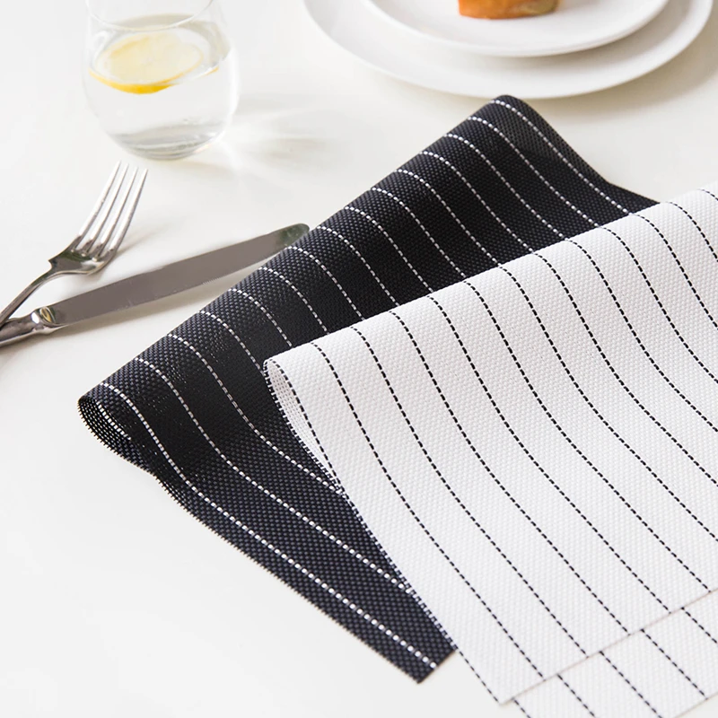 

4pcs/set Modern Table Mat PVC Dining Table Heat-resistant Placemat Bowl Pad Coasters Slip-resistant Tablemat Black/White