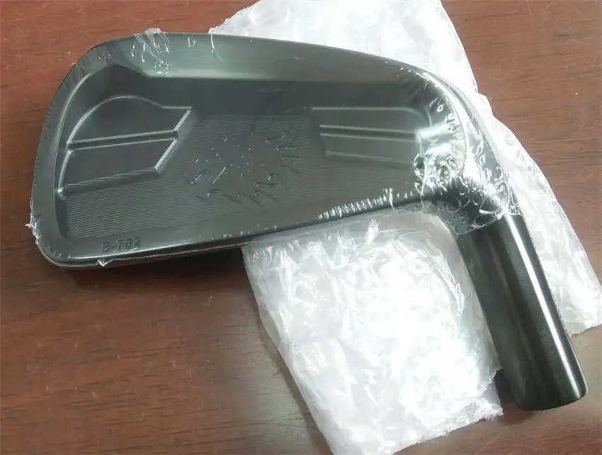 B702black-3