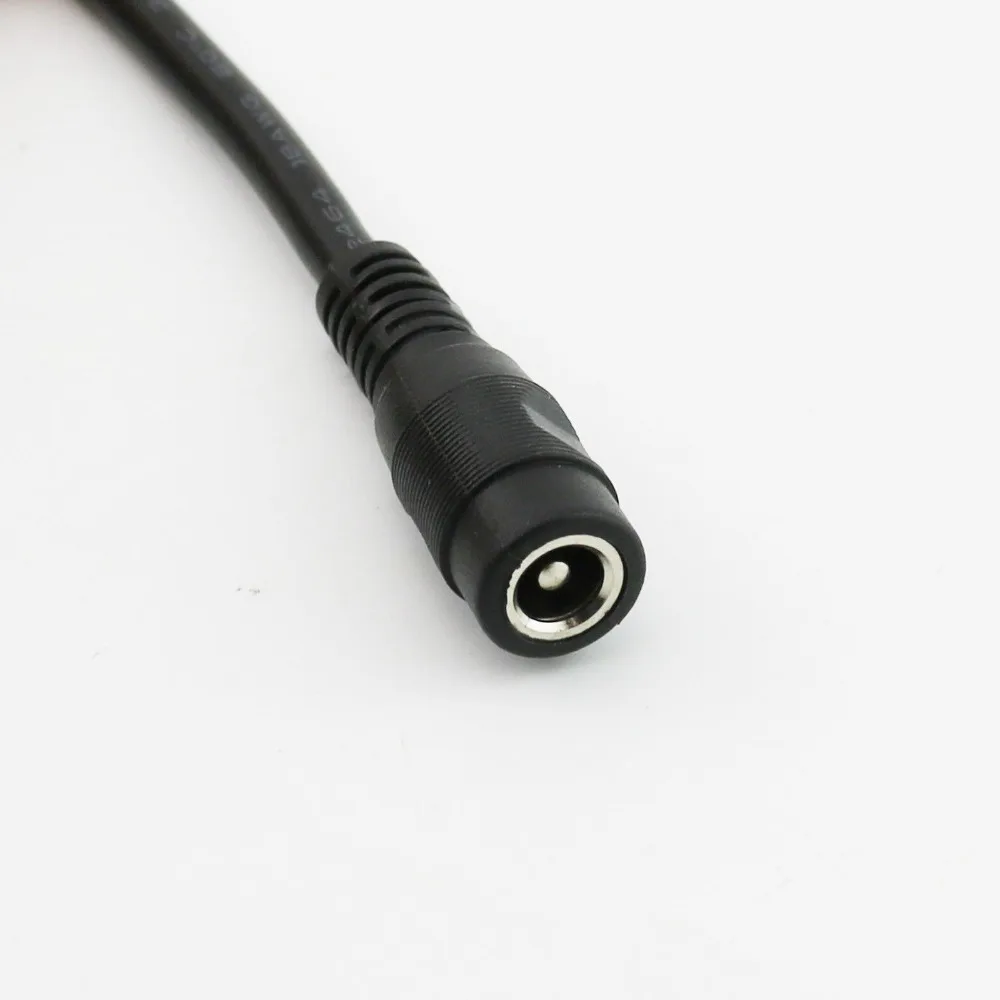 1x CCTV DC Power 5.5 x 2.1mm Female to Dual 5.5 x 2.1mm Male Plug Y Splitter Connector Cable Cord 70cm