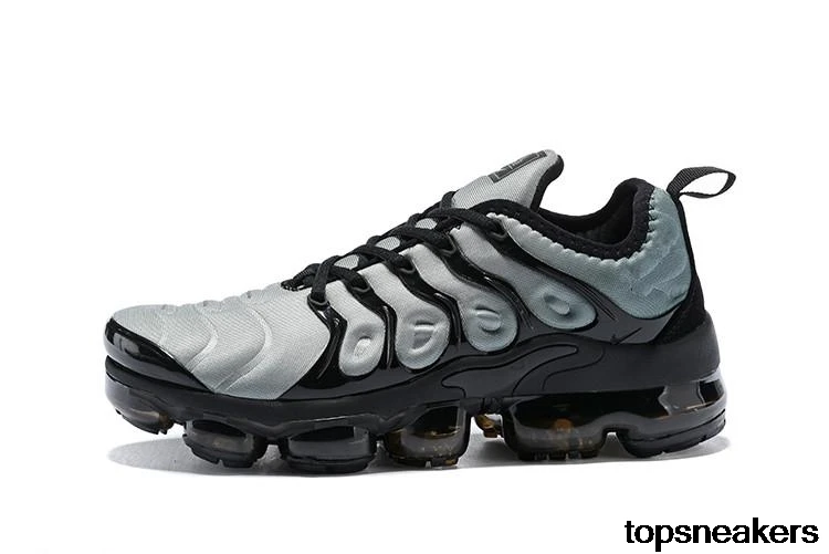 Luxury Sport Shock Sneakers Men New AIR VAPORMAX PLUS CARGO KHAKI TN Plus Running Shoes Classic Outdoor Run Shoes Black White
