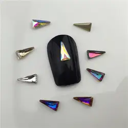 10 шт. 3d украшения для ногтей 7 различных цветов треугольные Стразы для ногтей Новый 2018 горячий Стильный камень дизайн ногтей