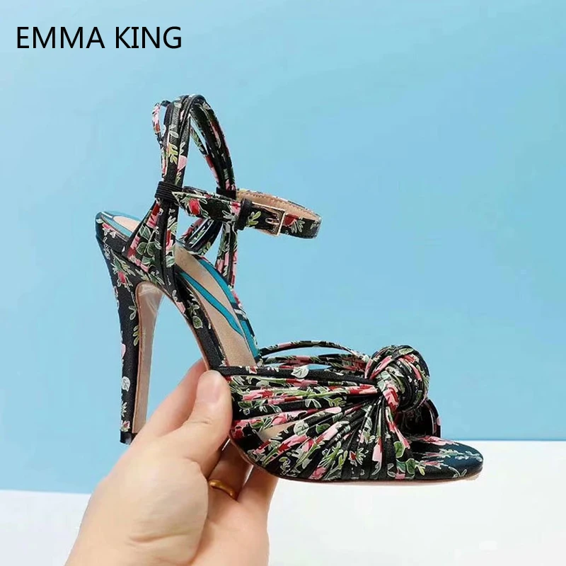 

Fashion Summer Sandals Female Large Size Open Toe Stiletto Heels Black Floral Print Ankle Buckle Straps Sexy Party Ladies Shoes