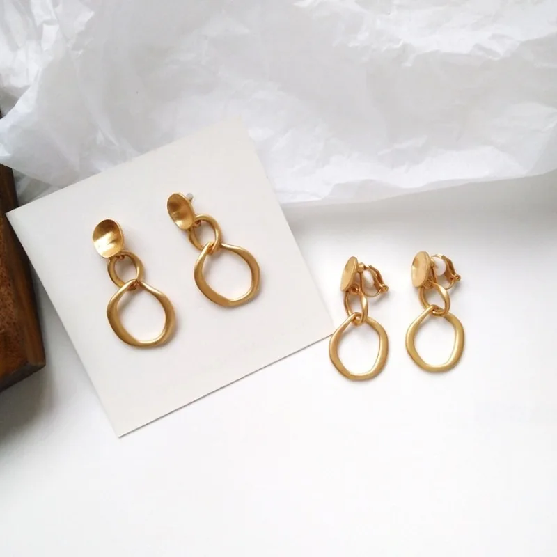 

Creative Aesthetic Irregular Geometric Round Clip Earrings Women Girl Accessories Fashion Personality Metal Texture Jewelry