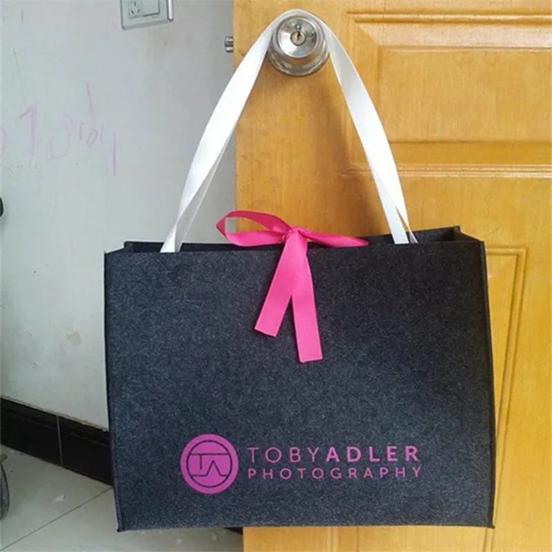

wholesale 1000pcs/lot Custom High quality Felt Fabric shopping bags with ribbon bow printing company logo gift package bags ads