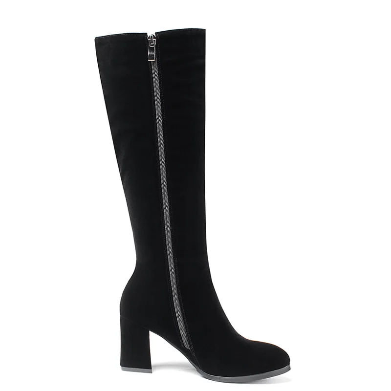 WETKISS/Сапоги до колена; стиль; короткие плюшевые зимние сапоги для женщин; Черная Женская обувь из флока на высоком каблуке на молнии; женская обувь