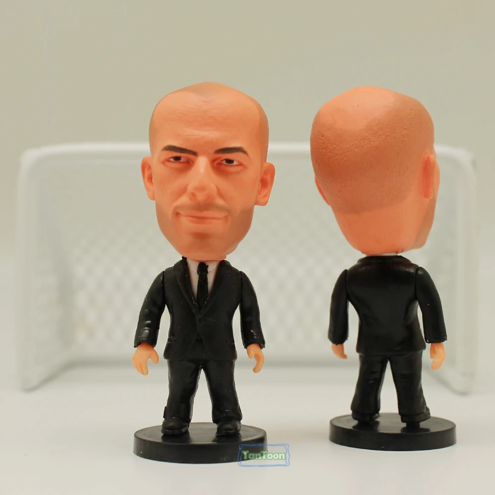 

Soccer Star 6.5 cm Height Resin Coach Dolls ZIDANE (RM) 2.5" Action Figure Toys