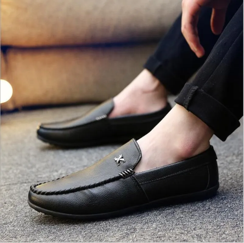 

High Quality Driving Shoes slip on casual men loafers spring autumn mens moccasins shoes genuine leather men's flats shoes M126