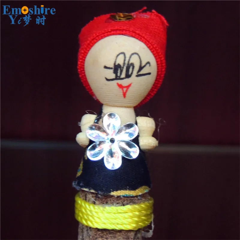 Emoshire Imported Thai color pencil wood doll decorative pencil personality creative ornaments travel souvenirs gifts (2)