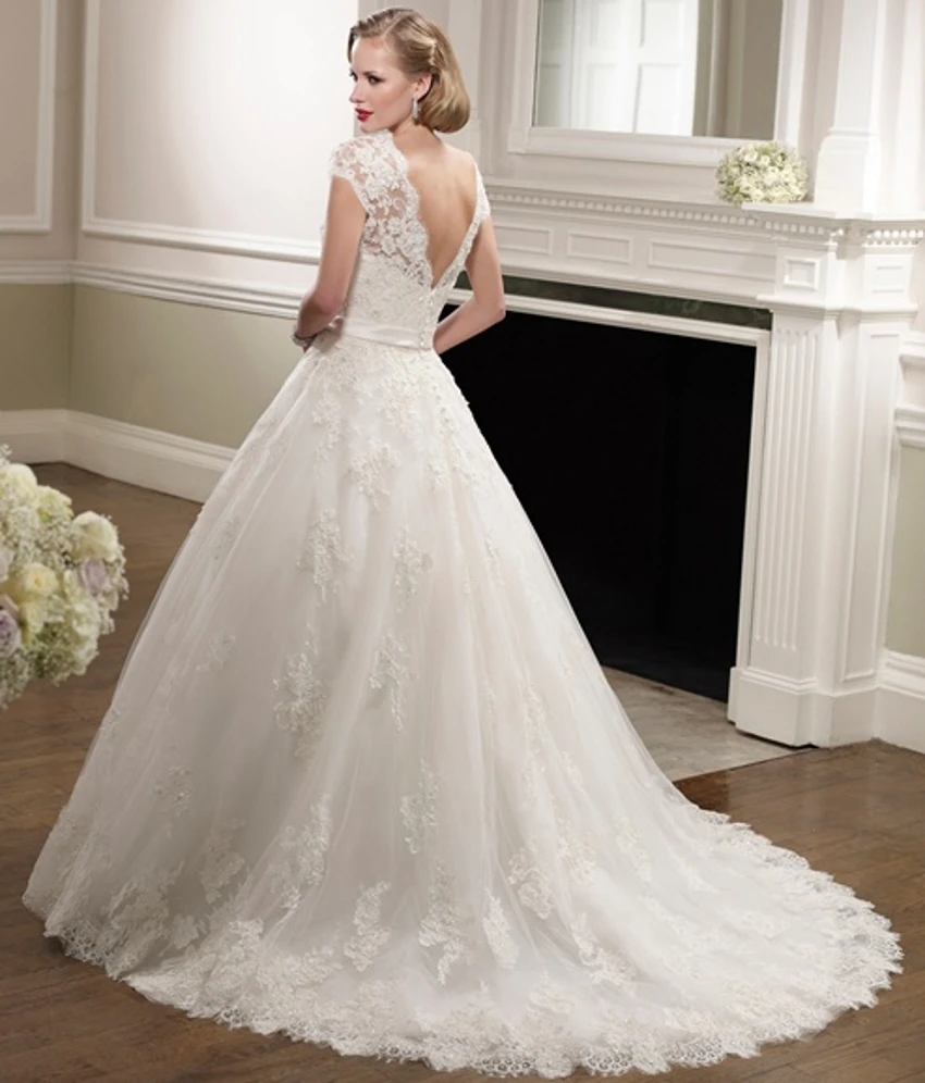 New Arrival Short Sleeve Beaded Belt Lace Wedding Dresses Ball Gown New Arrival Short Sleeve Beaded Belt Lace Wedding Dresses Ball Gown V Neck Bridal Designer Gowns Robe De Mariage In From